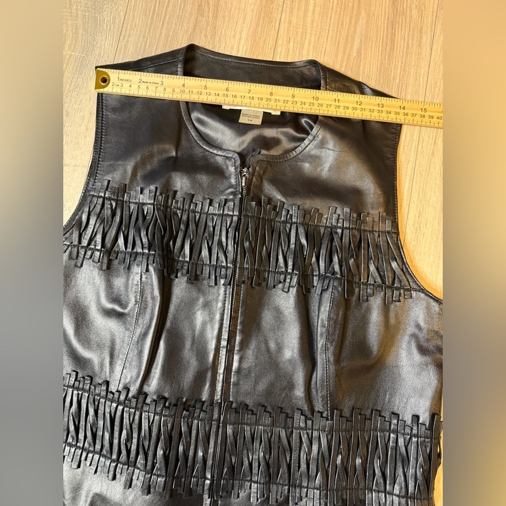 Peter Nygård 100% Lamb Leather Fringe Vest Women’s Size 14 Black Western Boho - Picture 10 of 11